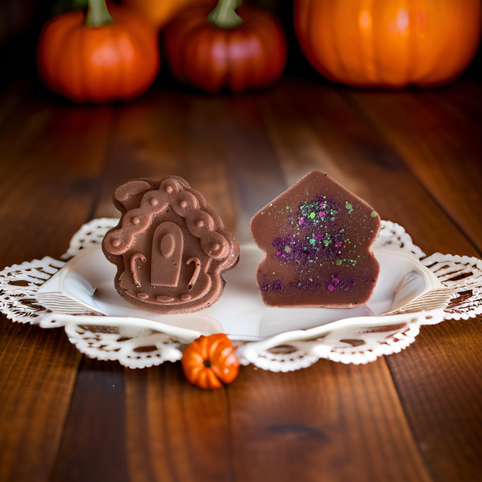 3.0 oz. HANSEL & GRETEL'S HOUSE SOY SPECIALTY WAX MELTS.