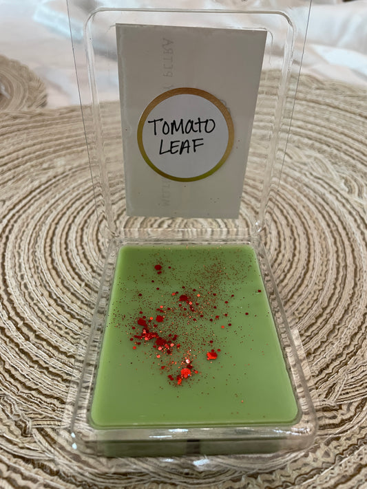 3.0 oz. TOMATO LEAF SOY WAX MELTS In Classic Clamshell.