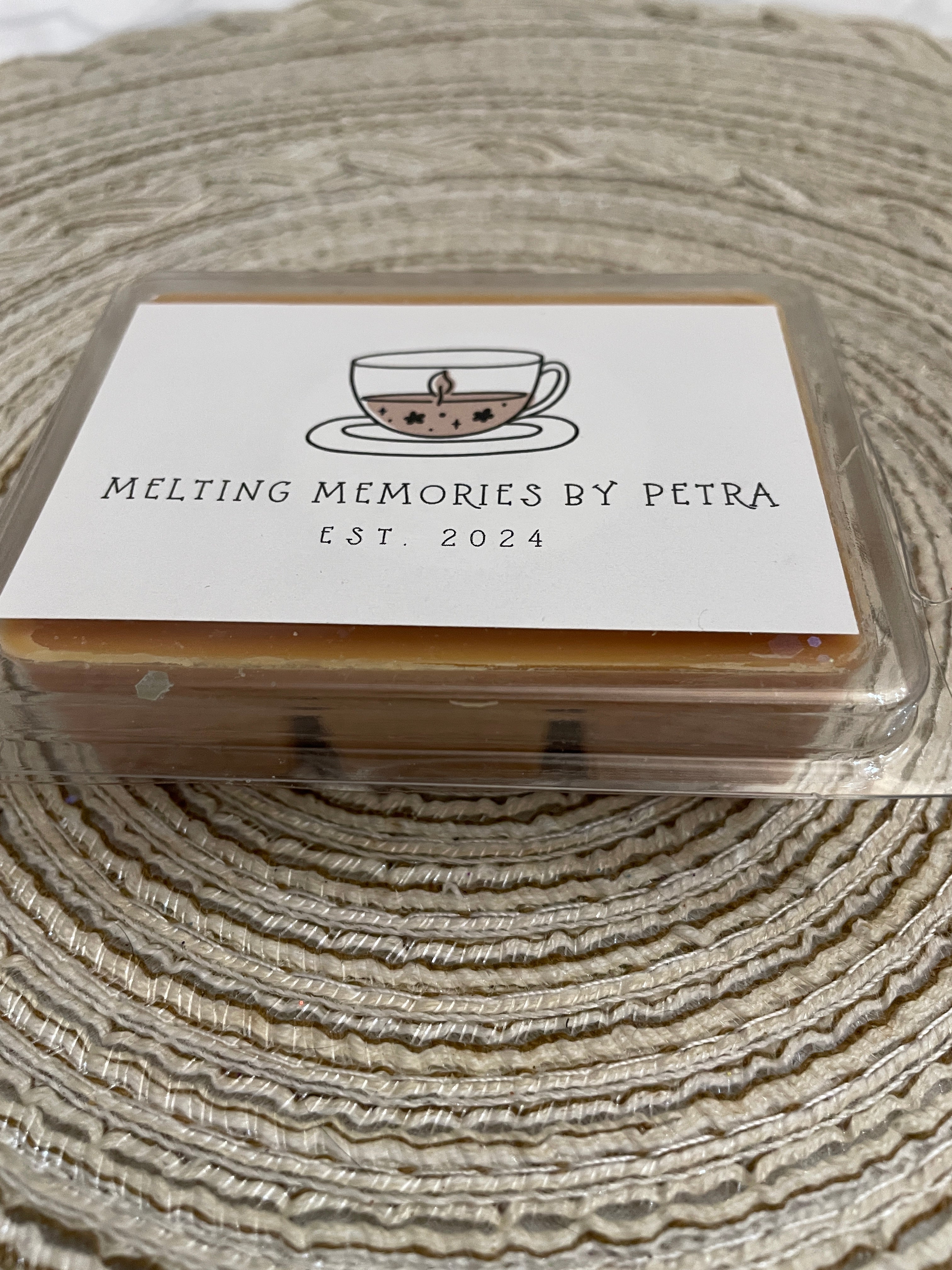 3.0 oz. ALMOND MACARON SOY WAX MELTS in Classic Clamshell.